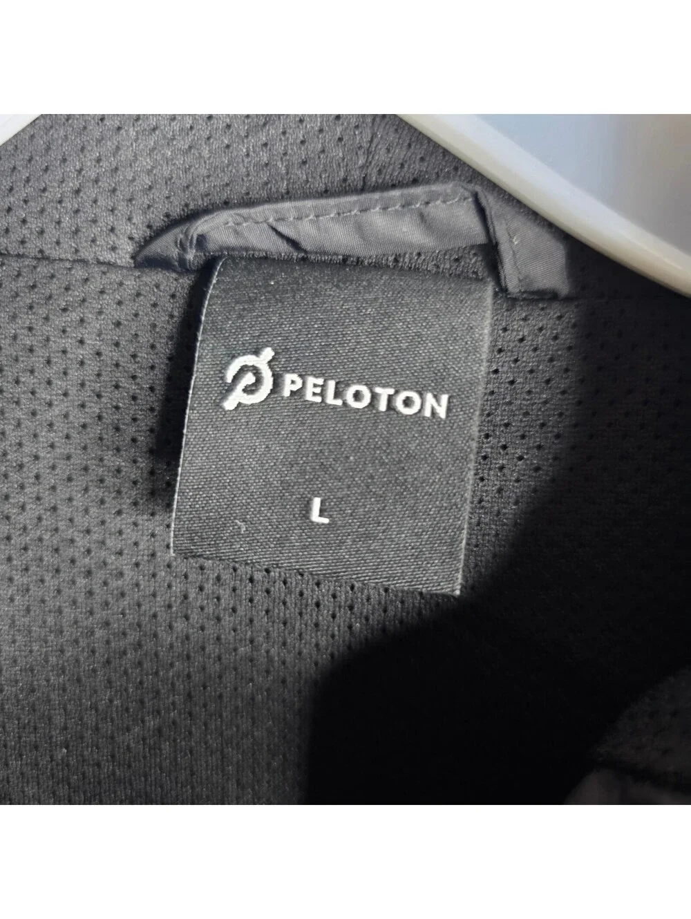 N/A peloton windbreaker